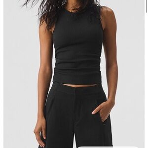 ALO Black Ribbed En Pointe tank